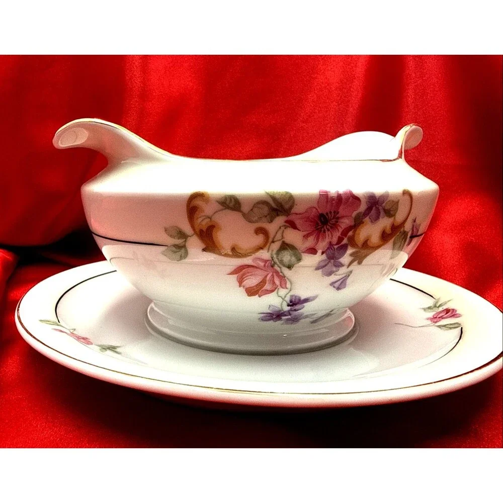 VTG TK Thuny Gravy Boat/Saucer Set~Etonia-Floral w/ Gold Trim~Czechoslovakia